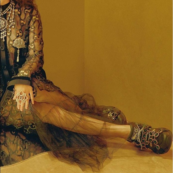 The Gucci Flashtrek Sneaker - Picture 4 of 7